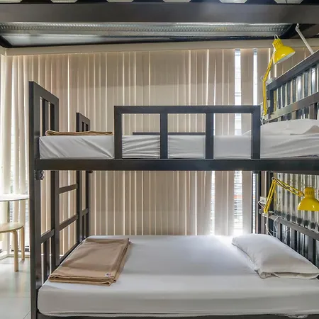 Oyo 1084 Guyasuka Ratchada Hotel