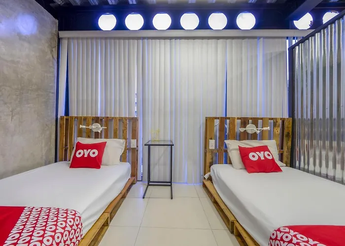 Oyo 1084 Guyasuka Ratchada Hotel