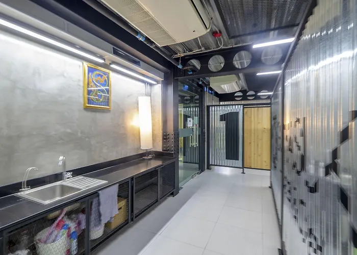 Oyo 1084 Guyasuka Ratchada Hotel 2*