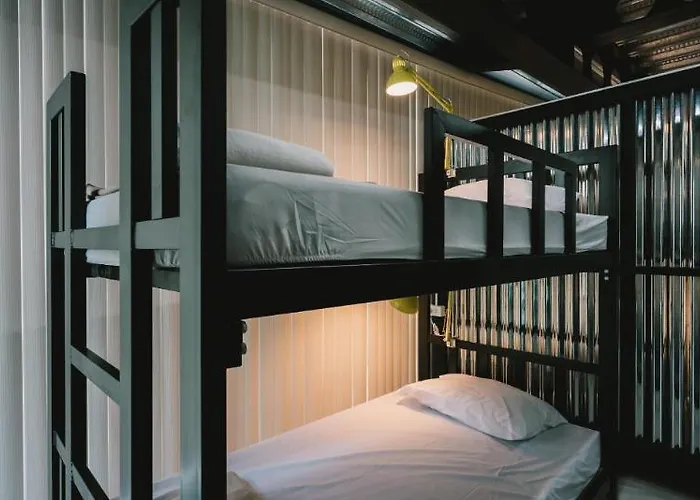 Hotel Oyo 1084 Guyasuka Ratchada
